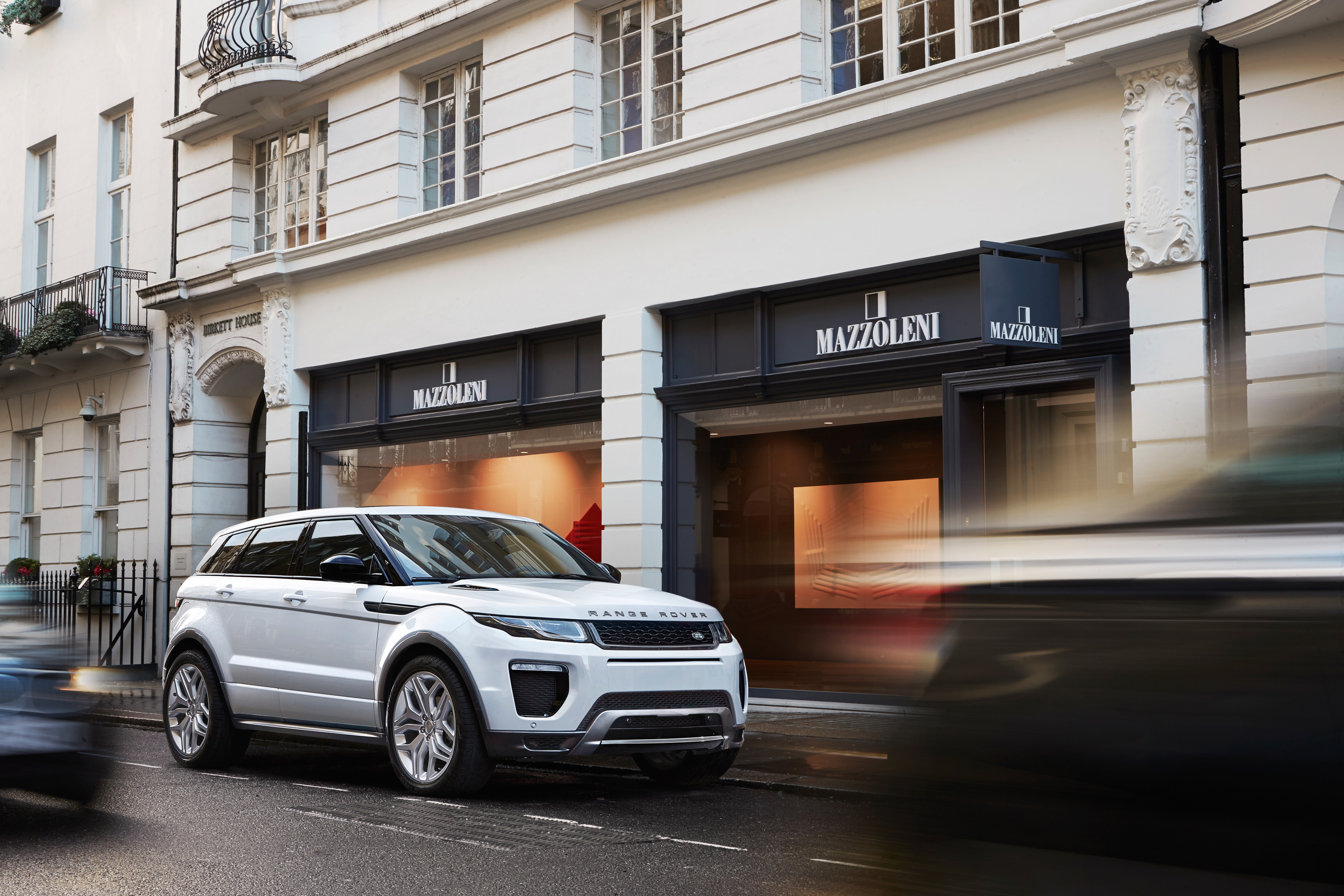 evoque1