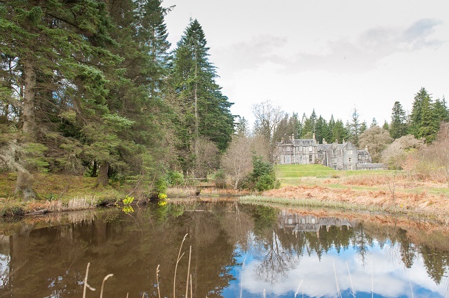 Ardanaiseig, situated on the banks of Loch Awe, has been relaunched as an exclusive use venue, with anglers as one of its top priority groups