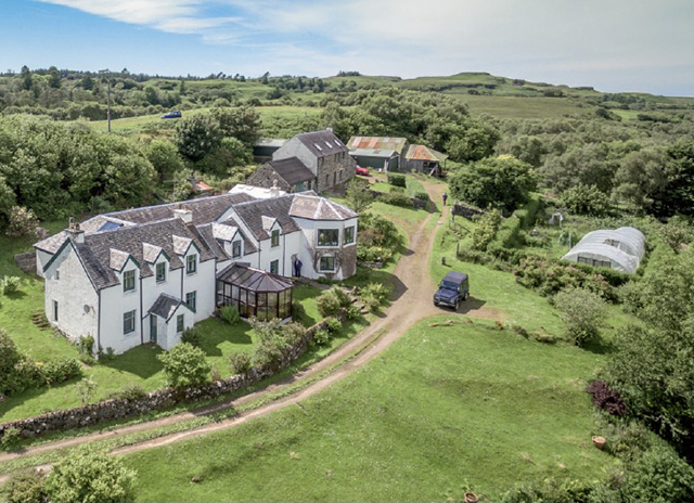 Druimghigha is a typical island hill farm on the west coast of Mull