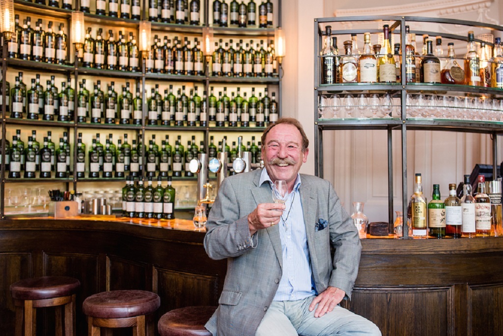 Charlie MacLean in the Kaleidoscope Bar 