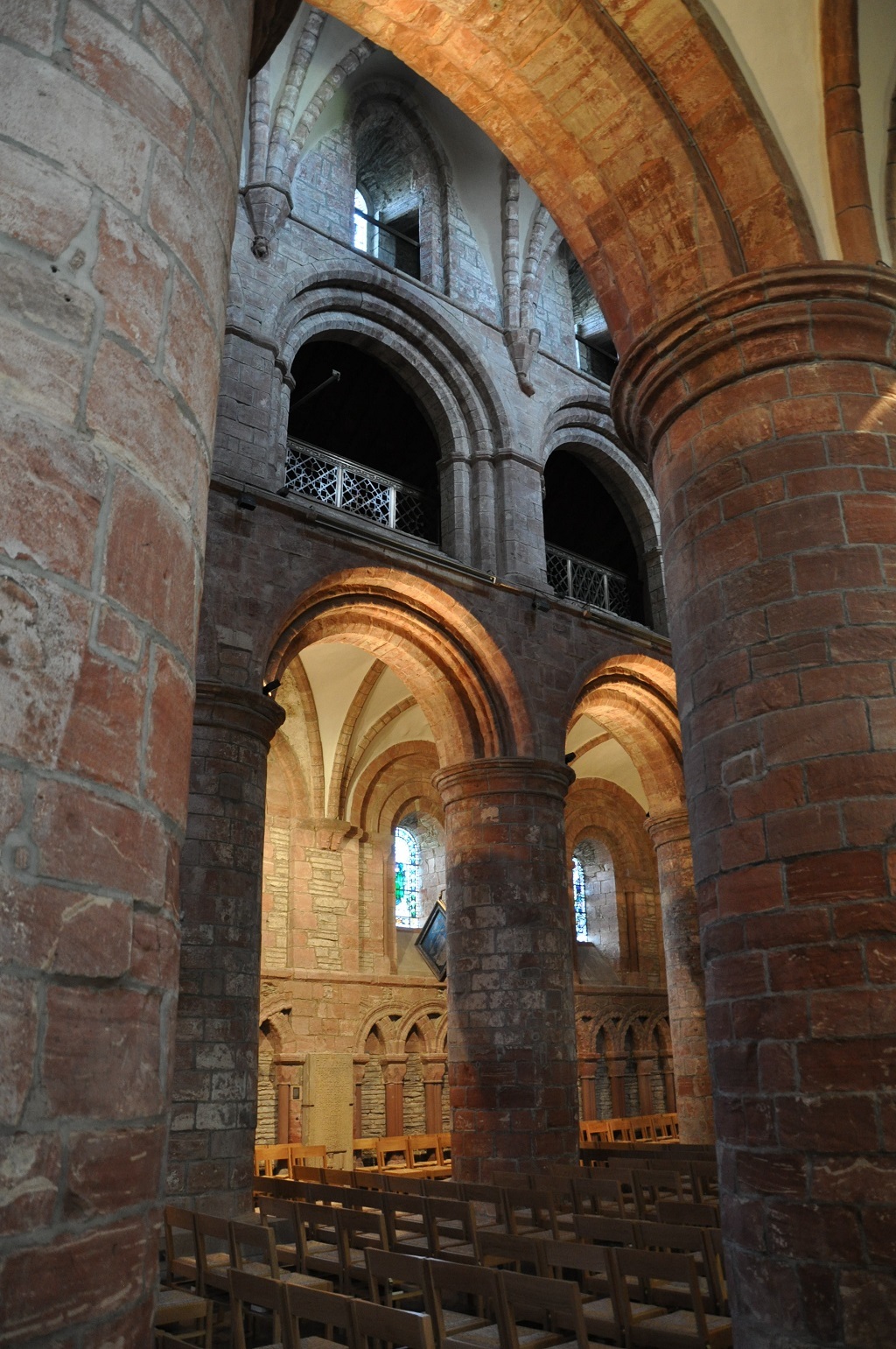 The St Magnus Cathedral interior (Photo: Leslie Burgher)