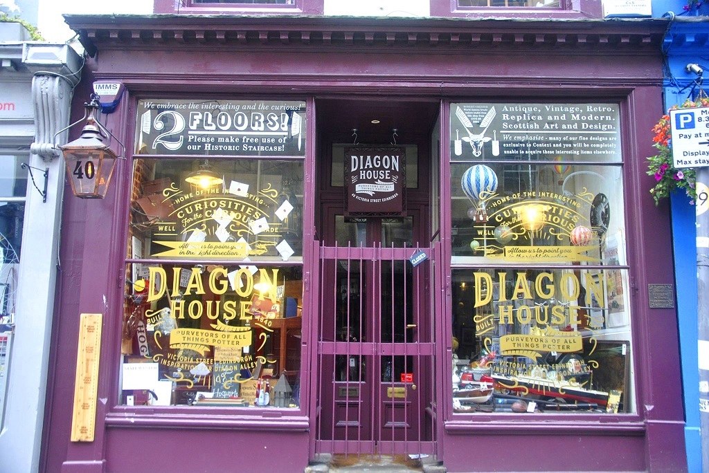 Wizard-themed shop Diagon House
