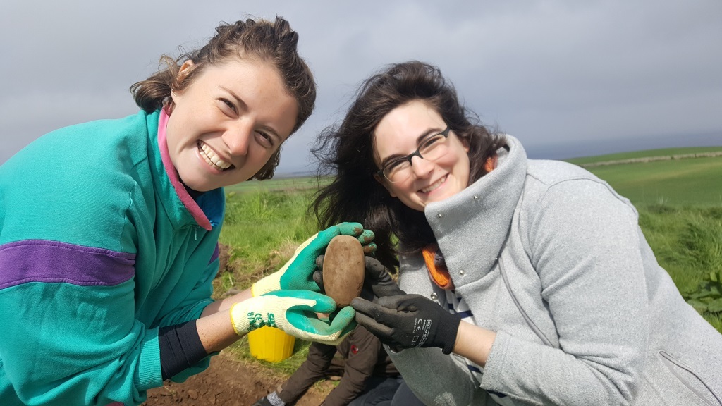 Volunteers from the Caithness Broch Project