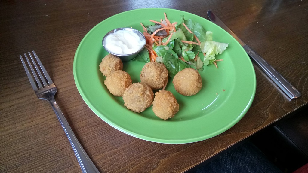 The garlic mushrooms, which were pleasantly flavoured without becoming overpowering