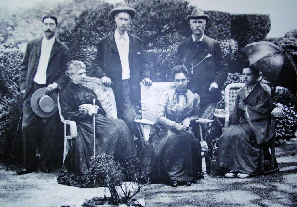 The Glover family in the early 1900s