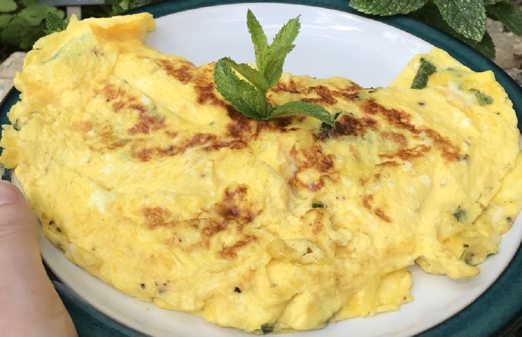 A French mint omelette