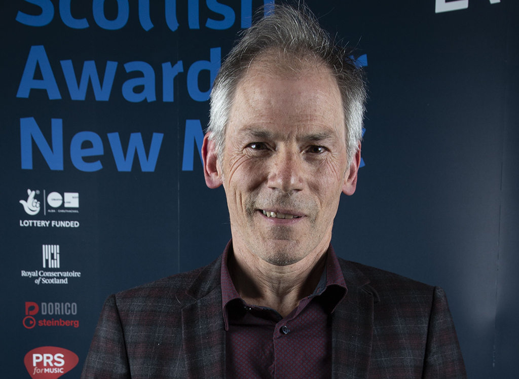 Garth Knox New Music Performer of the Year Award at the 2019 Scottish Awards for New Music (Photo: Iain Smart)