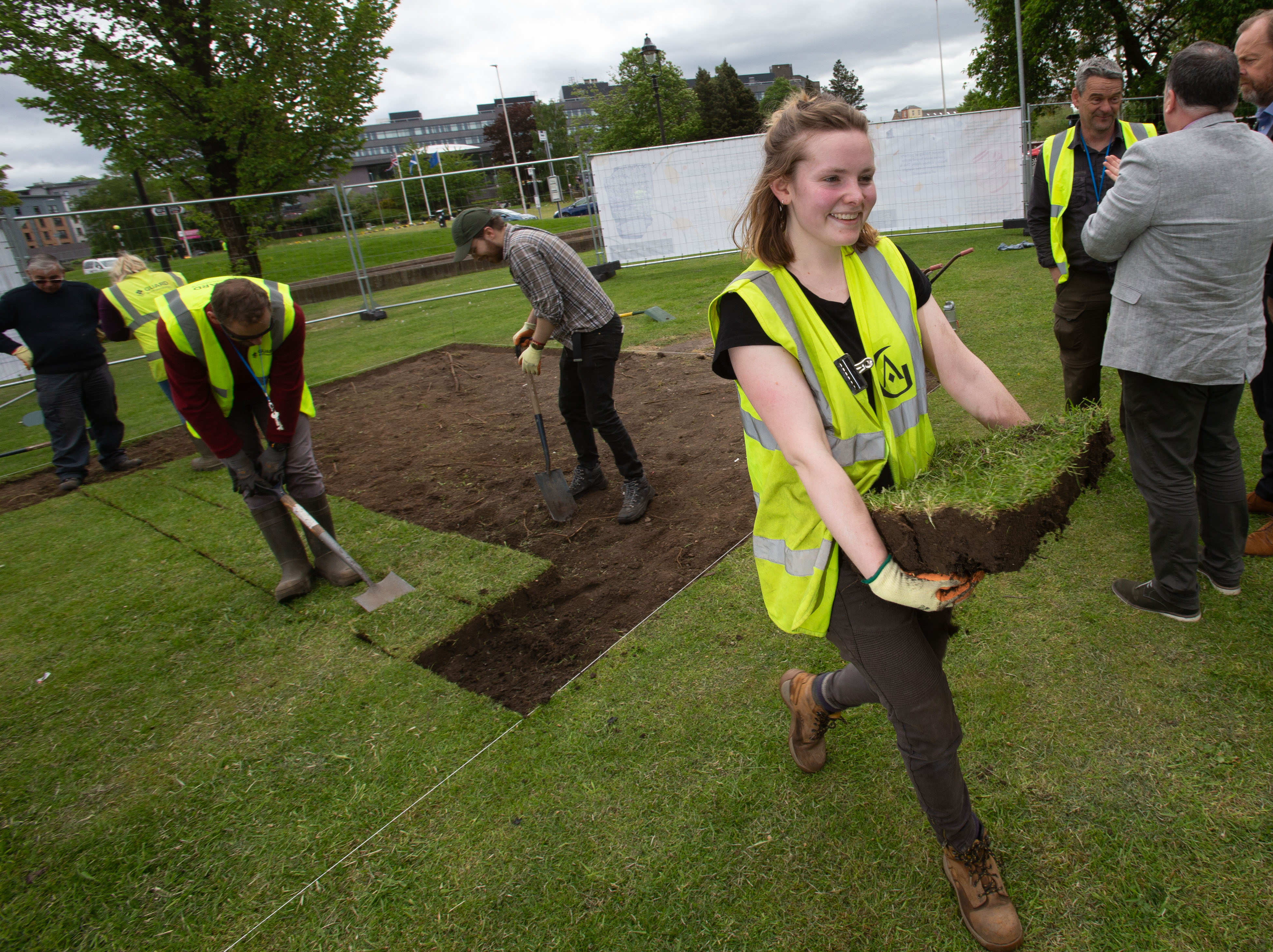 Work gets underway at a dig near Paisley Abbey (Photo: 
Mark F Gibson)