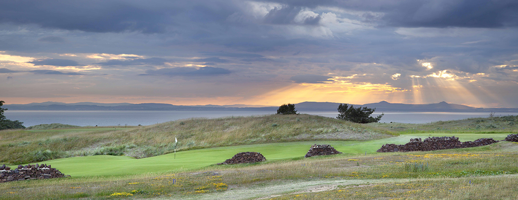 the 11th green at The Renaissance Club, which nestles on 300 picturesque acres along the Firth of Forth (Photo: The Renaissance Club)