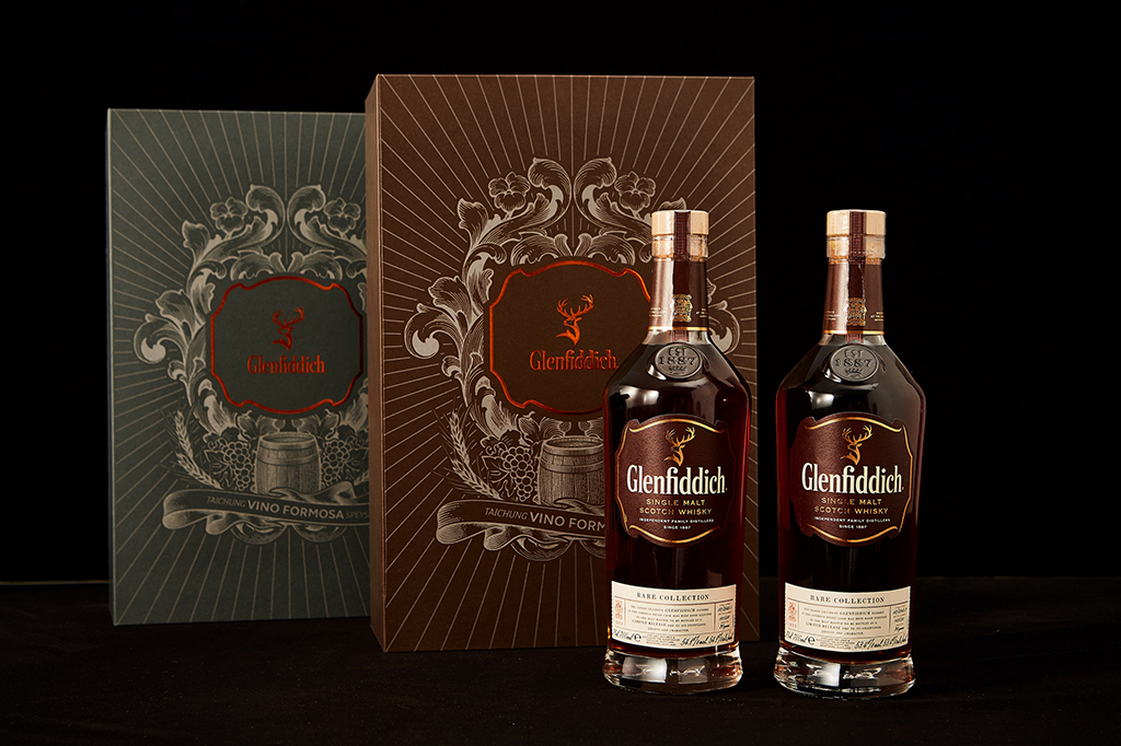 Glenfiddich Vino Formosa Cask Finish Single Malt Scotch Whisky No. 2 Black Queen and, Ice Breaker