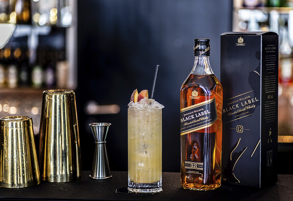 Johnnie Walker peach iced tea comes with Otro's autumn deal. 