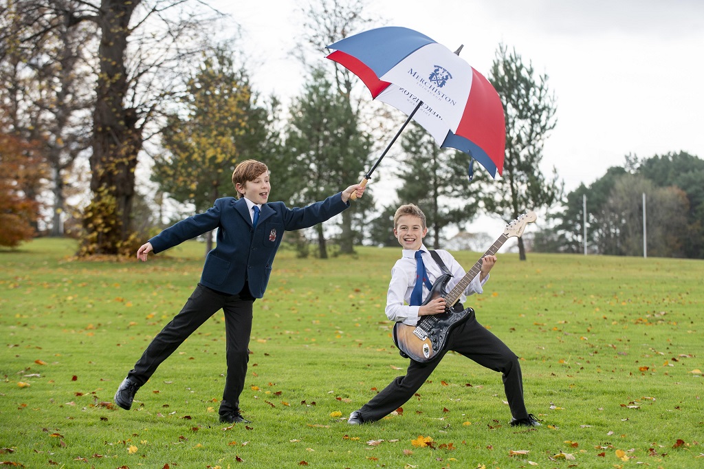 Merchiston Castle holds outdoor music lessons
(Photo Gareth Easton)