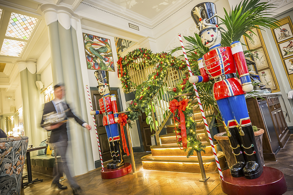 The Ivy Buchanan Street in Glasgow has been dressed for the occasion