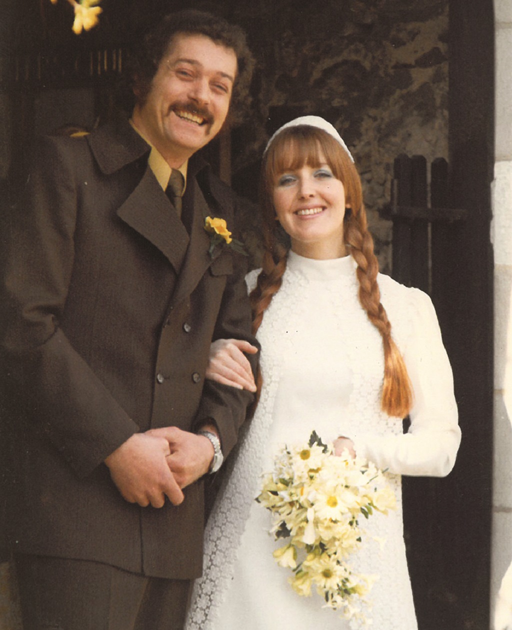 Sheila Fleet wearing her lace daisy dress on her wedding day to Rick