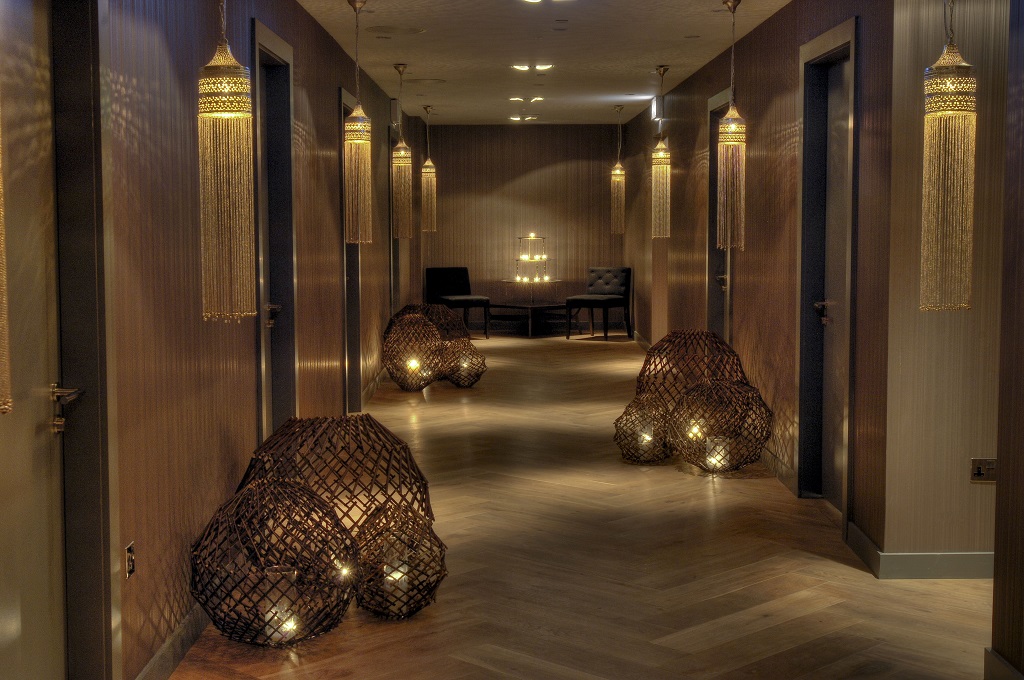 The spa treatment room corridor