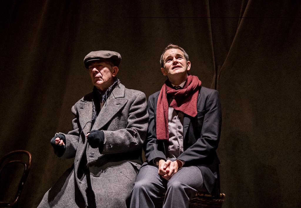Daniel Easton and Robert Goodale are the cast members of The Woman In Black (Photo: Fortune Theatre/ Tristram Kenton)