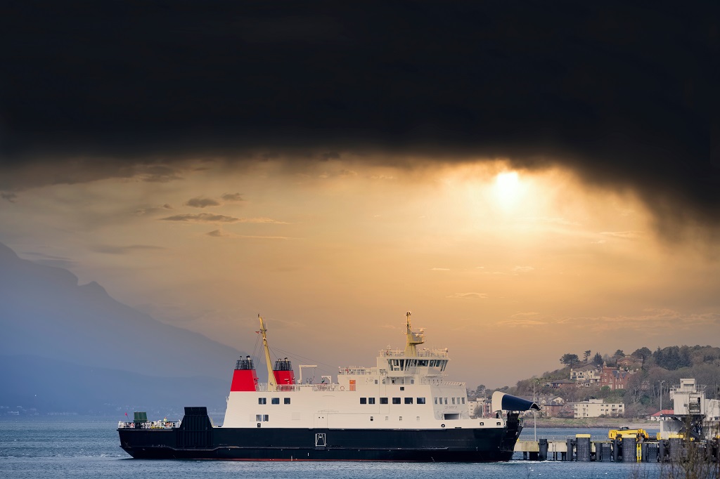 A storm approached at Wemyss Bay (Photo: Richard Johnson)