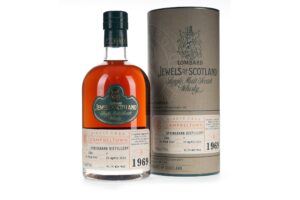 20-bottles-of-the-Springbank-1969-44-year-old-will-go-to-auction-glznpqmu-300x200
