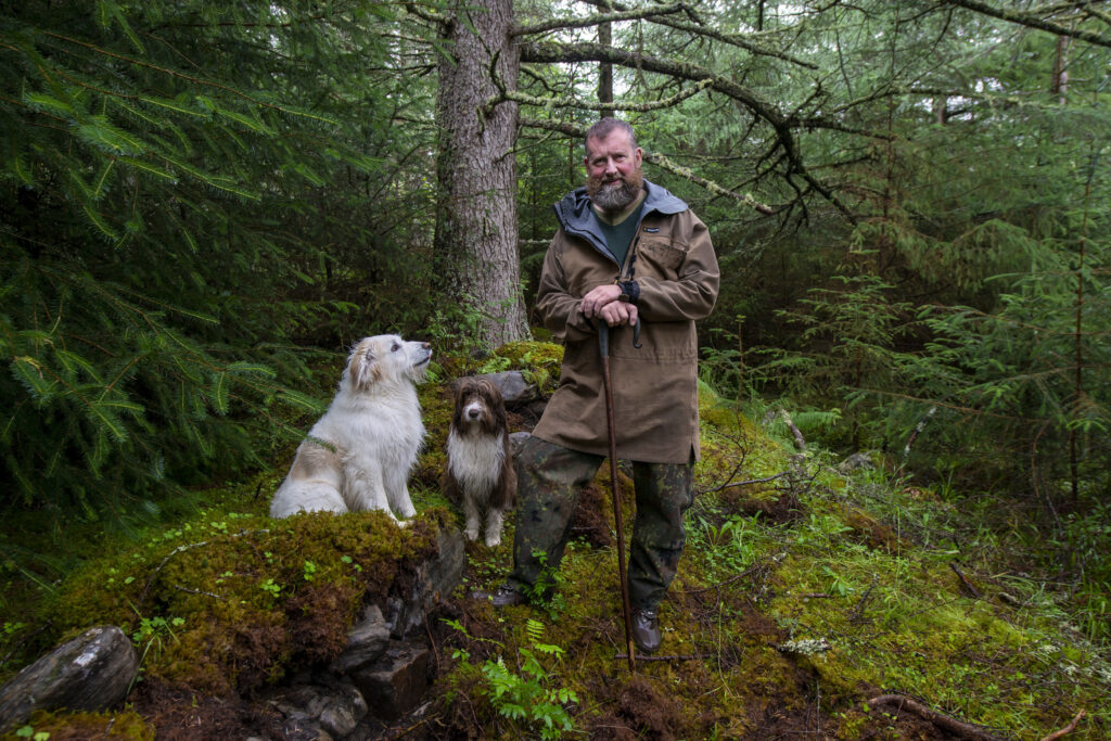 Duncan Mackenzie and his two dogs