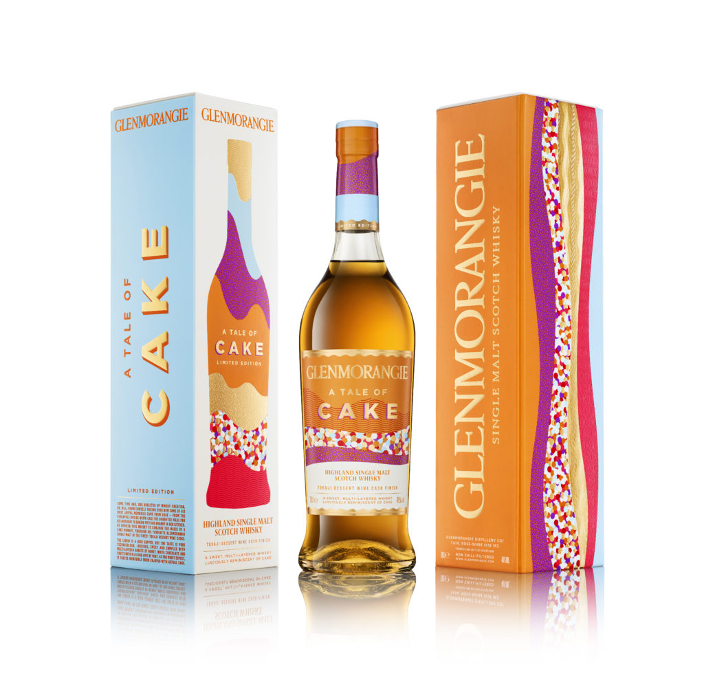 Glenmorangie-Tale-Of-Cake-Bottle-And-2-Packs-On-White-MidRes-1024x992