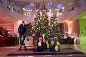 16.11.2017

Picture - Rocco Forte Hotels

To celebrate the wonder of Christmas Time this year, The Balmoral - a Rocco Forte hotel in Edinburgh - has collaborated with Hamilton &amp; Inches and Patek Philippe to transform the lobby into a spectacular hub for the city's festive celebrations.