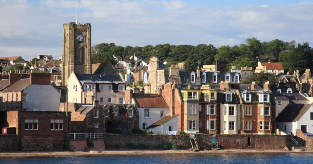 North Berwick. Credit: Adobe Stock/ francescodemarco