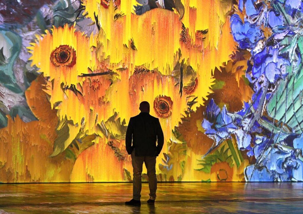 Bill Elms at Beyond Van Gogh - credit Andy Teebay - resized Cedit Andy Teebay.