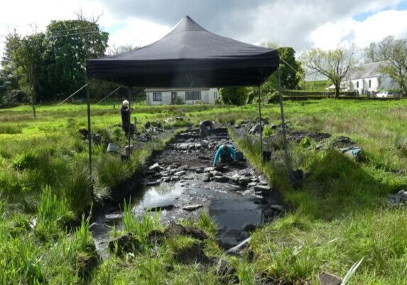 An oval stone building which was discovered has now been dated to between the 7th and 10th century.