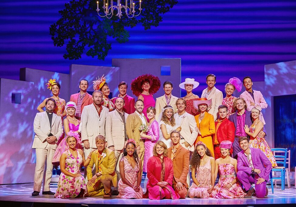 MAMMA MIA! 
UK Tour 2019/21

DONNA - SHARON SEXTON
TANYA - HELEN ANKER
ROSIE - NICKY SWIFT
SAM  - ROBERT FOWLER
BILL  - JAMIE KENNA
HARRY - DANIEL CROWDER
SOPHIE -EMMA MULLEN
SKY- TOBY MILES
ALI - MARIE FINLAYSON
LISA - MARIELLA MAZZILLI
PEPPER - JAMES WILLOUGHBY MOORE
EDDIE - EAMONN COX
F ALEXANDER - MATTHEW RONCHETTI