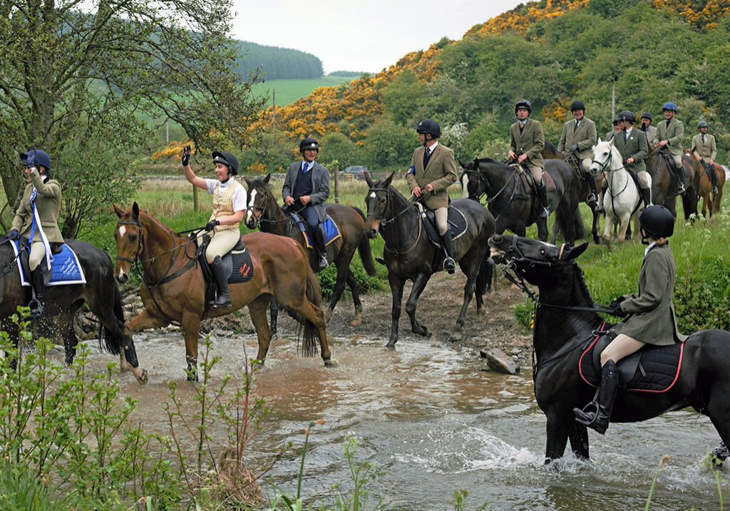 Locals on a ride-out as part of Hawick's 2018 Common Riding  (Photo: BBC Scotland)