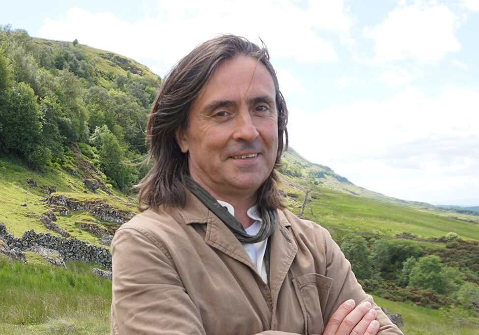 Programme Name: Rise of the Clans - TX: 03/12/2018 - Episode: The Bruce Supremacy (No. 1/3) - Picture Shows:  Neil Oliver - (C) BBC Studios - Photographer: ***