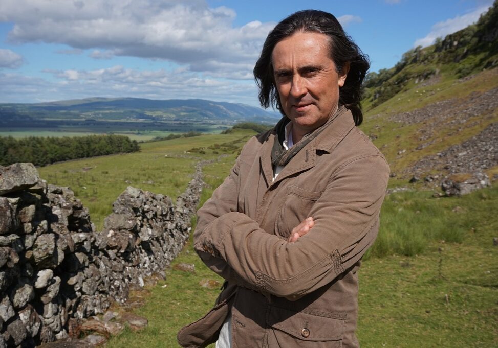 Programme Name: Rise of the Clans - TX: 03/12/2018 - Episode: The Bruce Supremacy (No. 1/3) - Picture Shows:  Neil Oliver - (C) BBC Studios - Photographer: ***