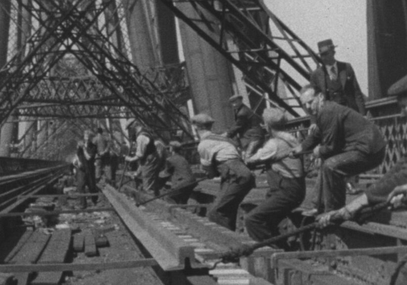 Maintenance workers on the Forth Rail Bridge (Photo: Harry Birrell)