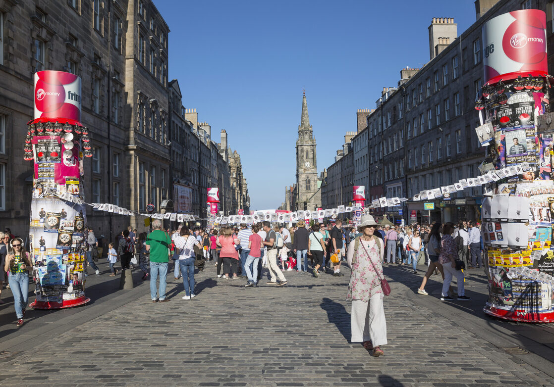 65966-the-royal-mile-during-the-edinburgh-fringe-festival-medium-1nhjuhz2h