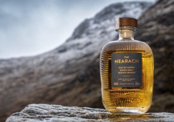 The first legal dram from the Outer Hebridean Isle of Harris, The Hearach offers an elegant single malt, with fruit and floral notes and a long, slightly smoky, finish.