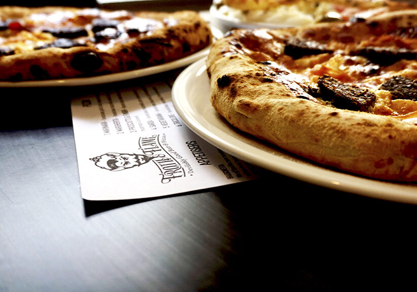The thin bases and fluffy crusts of the pizzas are truly delicious.