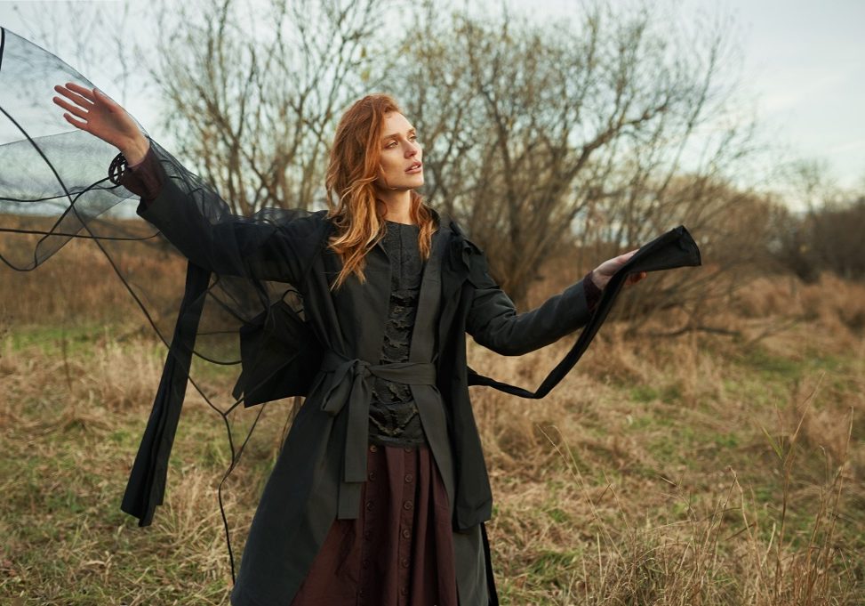 Portrait,Of,Young,Beautiful,Redhead,Woman,Walking,Alone,In,Autumn