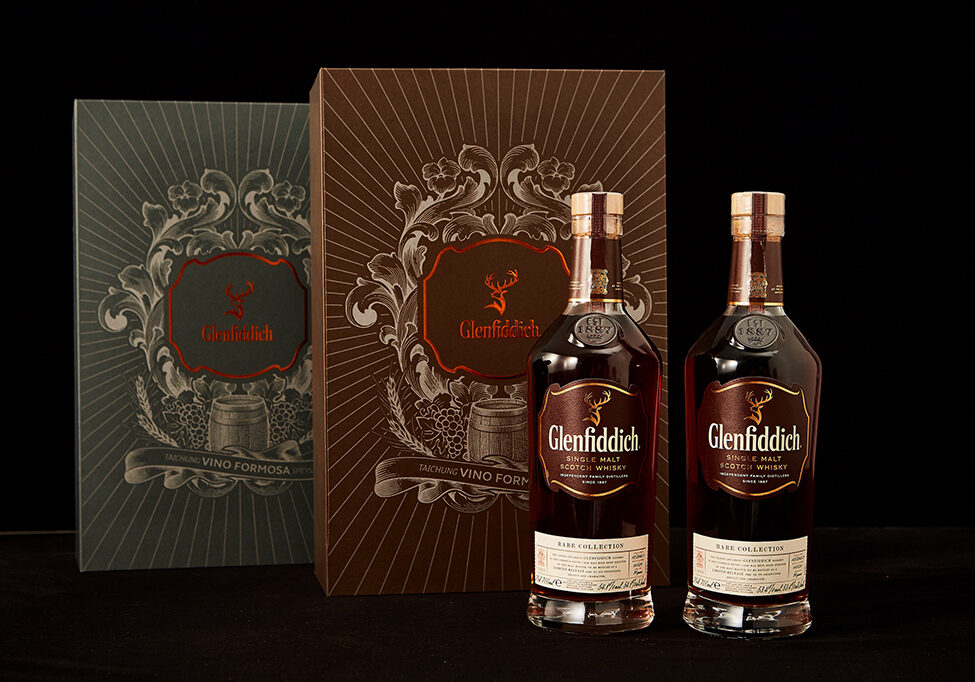 Glenfiddich Vino Formosa Cask Finish Single Malt Scotch Whisky No. 2 Black Queen and, Ice Breaker