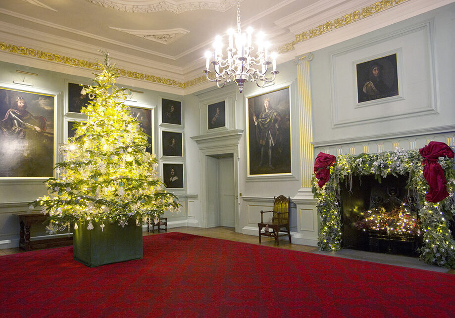 A Christmas tree in the Great Gallery at the Palace of Holyroodhouse (Photo Royal Collection Trust/ David Cheskin)