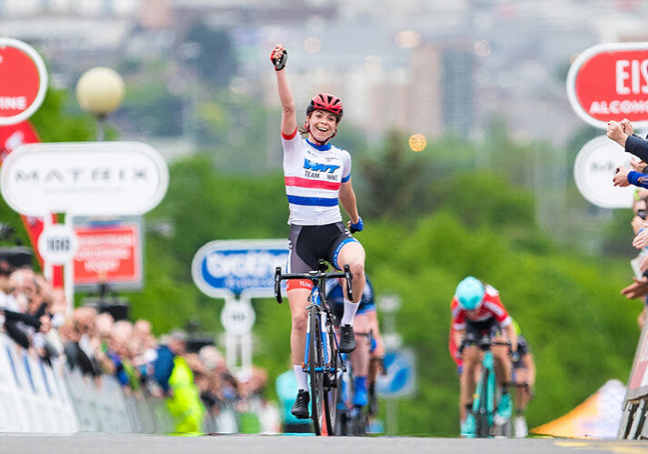 The Matrix Fitness Grand Prix in Motherwell saw WNT's Eileen Roe win the women's race