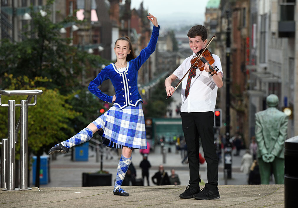 Glasgow Gaelic School pupils launch The Mod in Glasgow (Photo: Paul Chappells)
www.paulphoto.co.uk