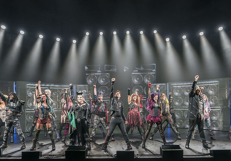 The cast of We Will Rock You (Photo: Johan Persson)