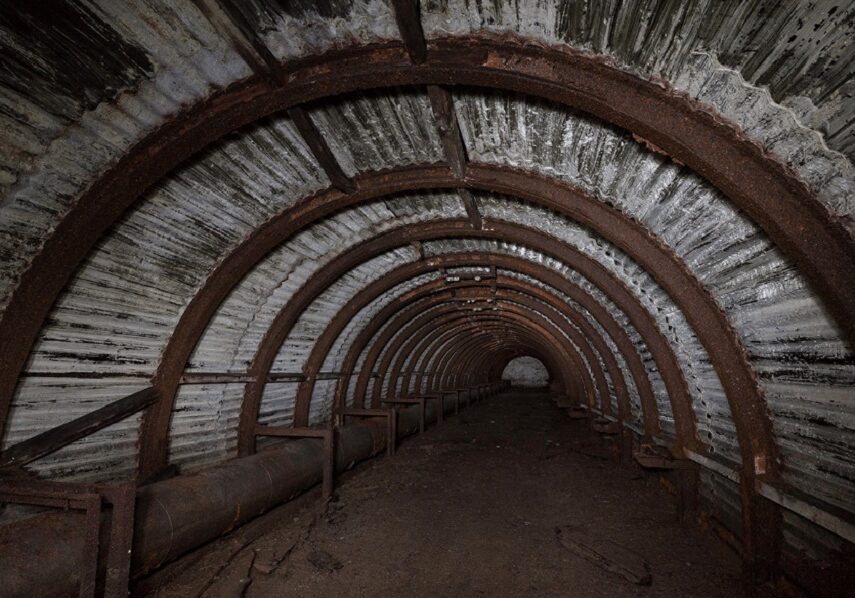 The shelter before its makeover from Barratt